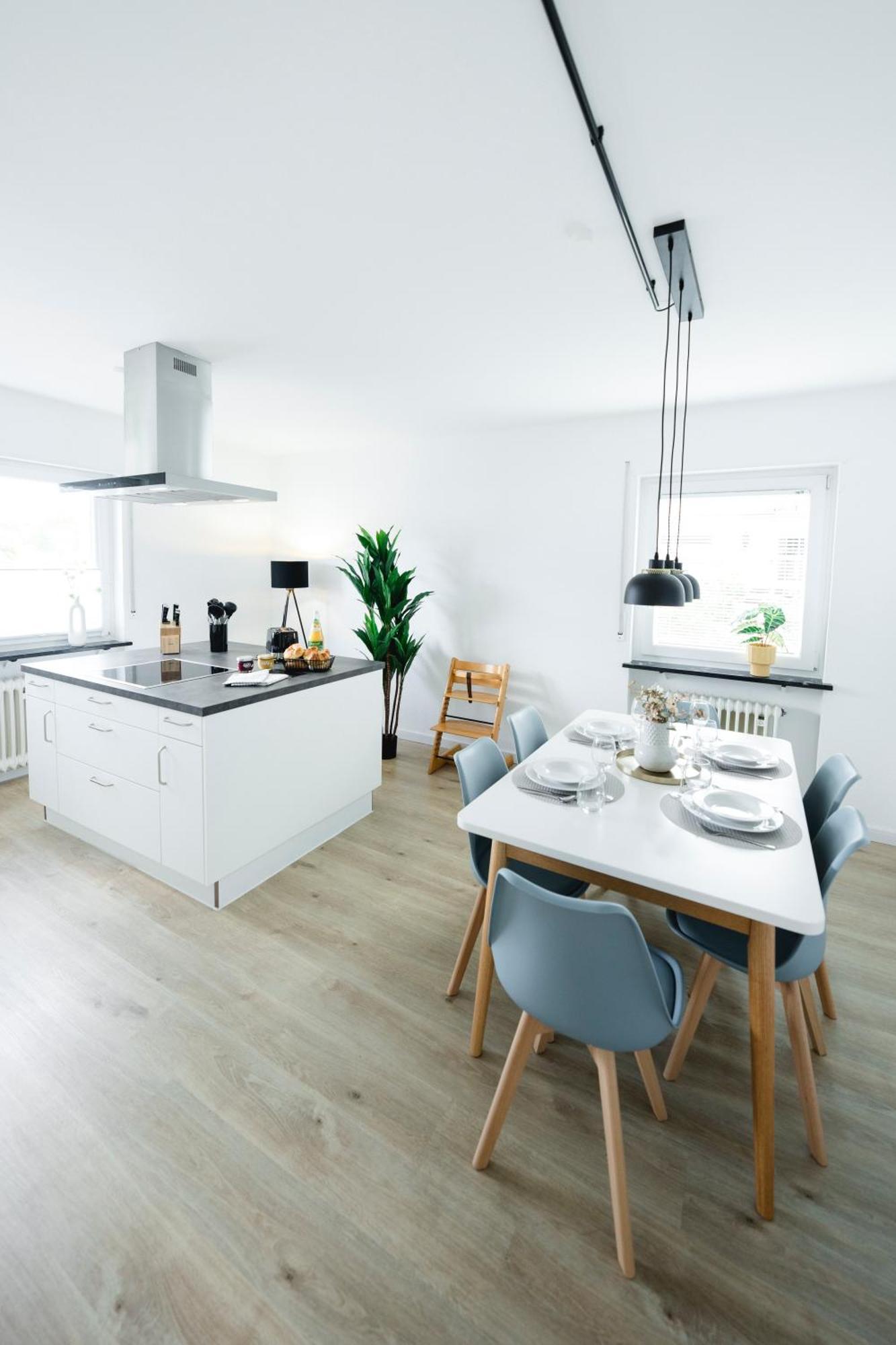 Stadtrand Oase Karlsruhe Mit Balkon Exterior foto